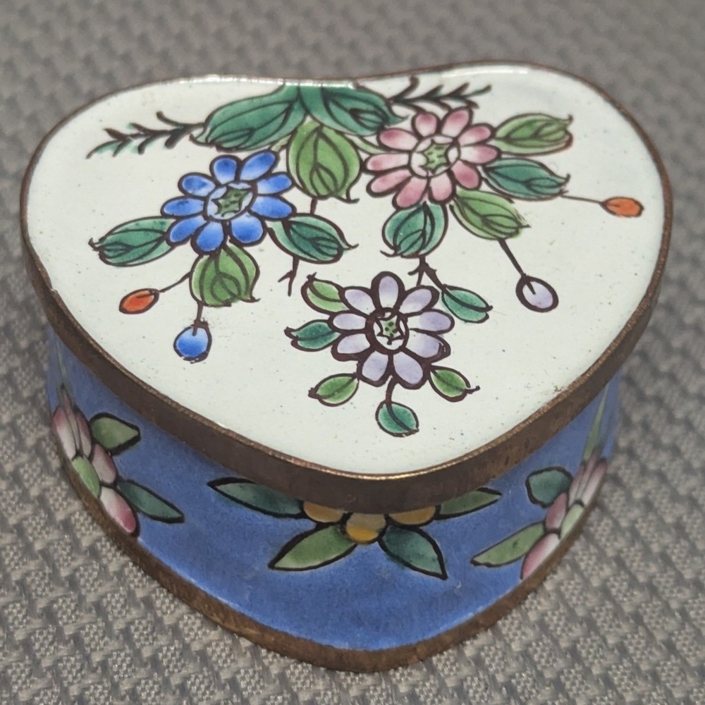 Vintage Cloisonne Brass Enamel Heart Trinket Box Floral Blue White Small Jewelry
